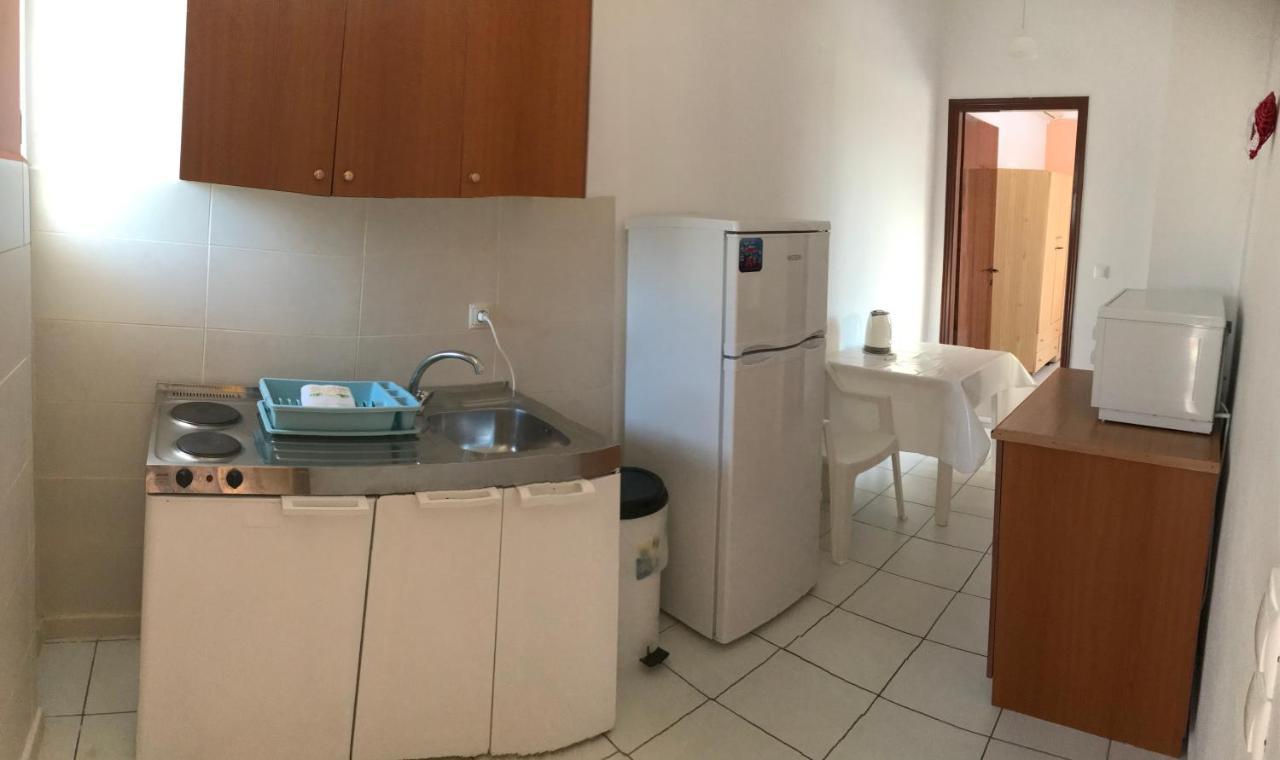 Virginia Apartments Vitalades Bagian luar foto